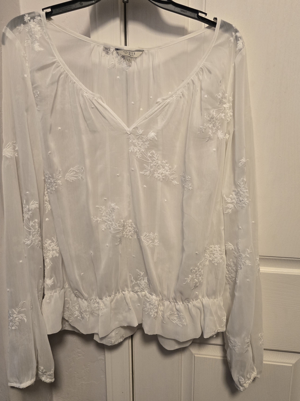 Guess White Floral Embroidered V-Neck Long Sleeve Blouse
